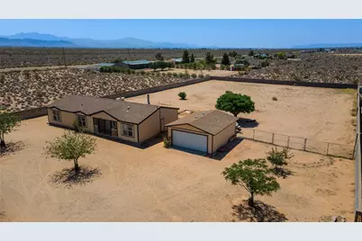 7033 W Zuni Drive, Golden Valley, AZ 86413 - Photo 27