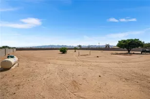 7033 W Zuni Dr, Golden Valley, AZ 86413 - Photo 39