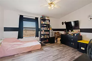 7033 W Zuni Dr, Golden Valley, AZ 86413 - Photo 21