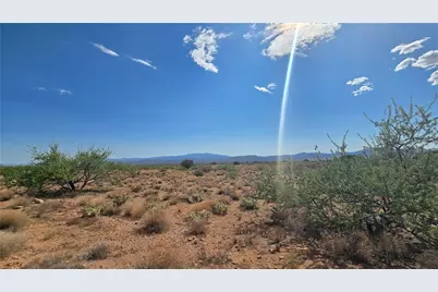 00 N Tyree Road, Hackberry, AZ 86411 - Photo 1