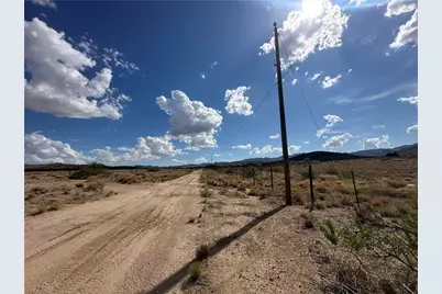 2950 E Calle Caliente, Kingman, AZ 86409 - Photo 1