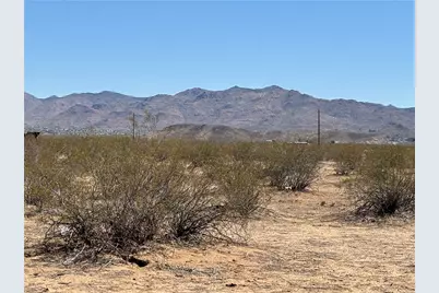 010D S Adobe Rd, Golden Valley, AZ 86413 - Photo 1