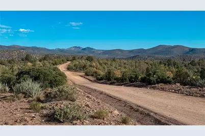 176 N Willows Ranch Rd Road, Kingman, AZ 86401 - Photo 3