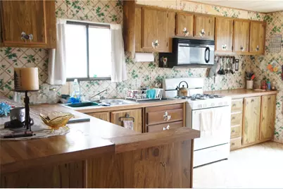 200 Denny 5 Road Road, Peach Springs, AZ 86434 - Photo 9