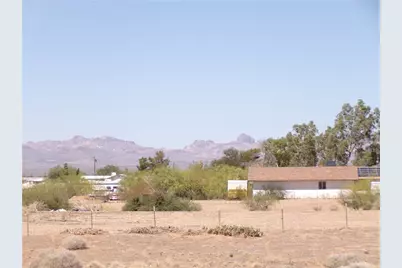 3687 N Mobile Road, Golden Valley, AZ 86413 - Photo 21