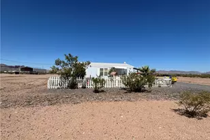 1097 S Concho Rd, Golden Valley, AZ 86413 - Photo 23