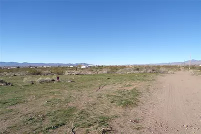 306-36-027 S Bosque Road, Golden Valley, AZ 86413 - Photo 7