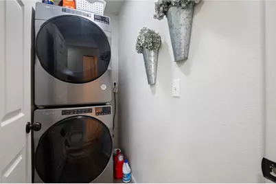 9381 N Cowbelle Avenue, Kingman, AZ 86401 - Photo 13