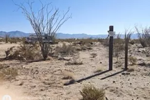 13950 S Cameron Rd, Yucca, AZ 86438 - Photo 1