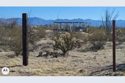 13950 S Cameron Road, Yucca, AZ 86438 - Photo 3