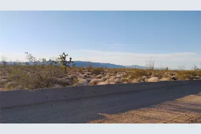 3501 Wild Bill Road, Yucca, AZ 86438 - Photo 9