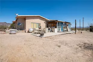 8680 W Bolsa Dr, Golden Valley, AZ 86413 - Photo 5