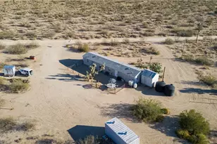 11989 S Howard Rd, Yucca, AZ 86438 - Photo 3