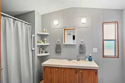 11989 S Howard Road, Yucca, AZ 86438 - Photo 15