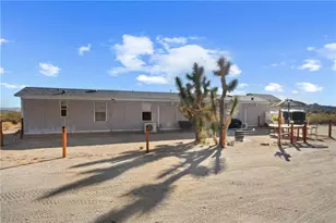 11989 S Howard Rd, Yucca, AZ 86438 - Photo 29