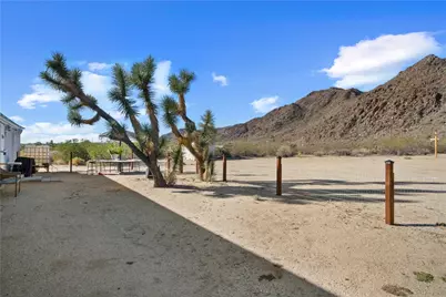 11989 S Howard Road, Yucca, AZ 86438 - Photo 31