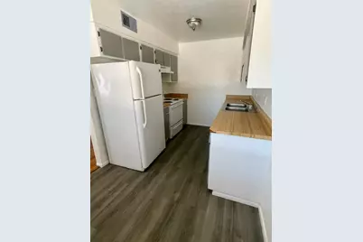 2175 Riviera Boulevard #3, Bullhead City, AZ 86442 - Photo 3