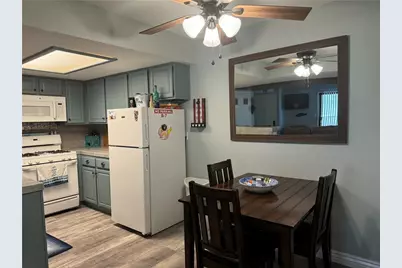 1663 Highway 95 #B7, Bullhead City, AZ 86442 - Photo 7