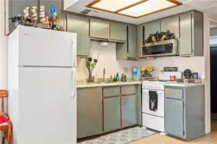 357 Rio Grande Ct, Bullhead City, AZ 86442 - Photo 9