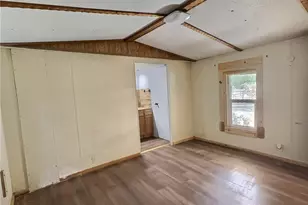 3239 E McVicar Ave, Kingman, AZ 86409 - Photo 9