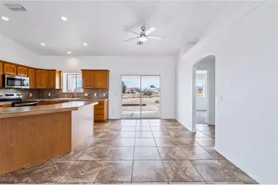 9318 N Broken Saddle Drive, Kingman, AZ 86409 - Photo 17