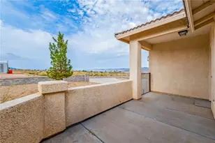 9318 N Broken Saddle Dr, Kingman, AZ 86409 - Photo 7