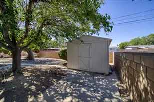 1916 Pacific Ave, Kingman, AZ 86401 - Photo 55