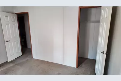 44050 W Fort Rock Road, Seligman, AZ 86337 - Photo 15