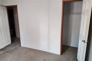 44050 W Fort Rock Rd, Seligman, AZ 86337 - Photo 15