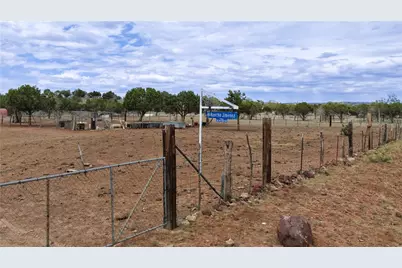 44050 W Fort Rock Road, Seligman, AZ 86337 - Photo 31