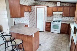 44050 W Fort Rock Rd, Seligman, AZ 86337 - Photo 11