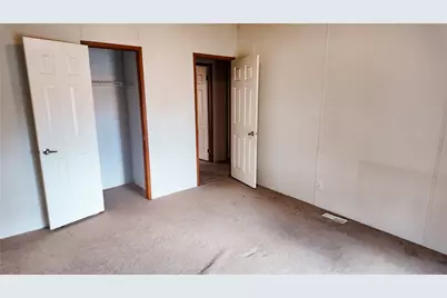 44050 W Fort Rock Road, Seligman, AZ 86337 - Photo 17