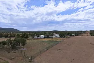 44050 W Fort Rock Rd, Seligman, AZ 86337 - Photo 23