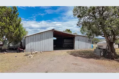 44050 W Fort Rock Road, Seligman, AZ 86337 - Photo 3