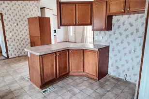 44050 W Fort Rock Rd, Seligman, AZ 86337 - Photo 9