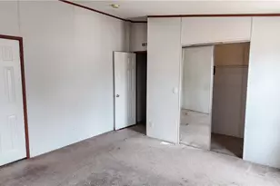 44050 W Fort Rock Rd, Seligman, AZ 86337 - Photo 13