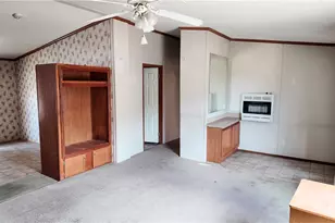 44050 W Fort Rock Rd, Seligman, AZ 86337 - Photo 9