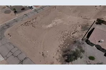 2030 E Primavera Bay, Fort Mohave, AZ 86426 - Photo 3