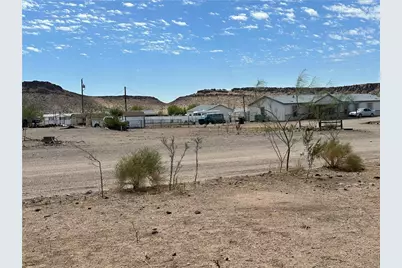 3429 W Malibu Road, Golden Valley, AZ 86413 - Photo 9