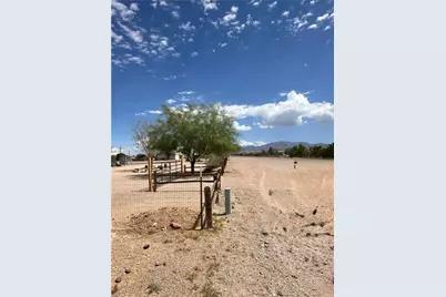 3429 W Malibu Road, Golden Valley, AZ 86413 - Photo 13