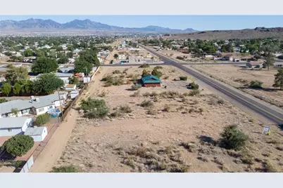 1087 N Stockton Hill Rd Road, Kingman, AZ 86409 - Photo 1