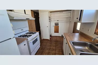 7507 W Shinarump Drive, Golden Valley, AZ 86413 - Photo 7