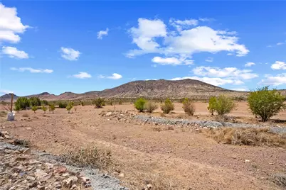 9570 Fietz Avenue, Golden Valley, AZ 86413 - Photo 25