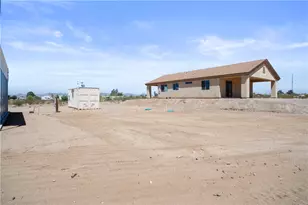 3328 N Mobile Rd, Golden Valley, AZ 86413 - Photo 5