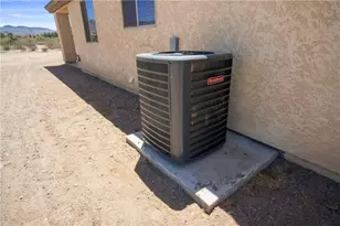 3328 N Mobile Rd, Golden Valley, AZ 86413 - Photo 27