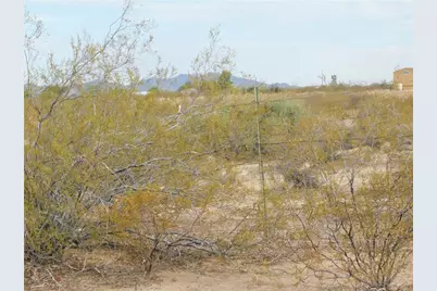 3619 N Araby Road, Golden Valley, AZ 86413 - Photo 3