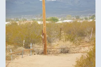 3619 N Araby Road, Golden Valley, AZ 86413 - Photo 5