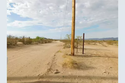 3619 N Araby Road, Golden Valley, AZ 86413 - Photo 13