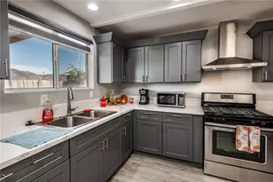 14916 N Gem Dr, Dolan Springs, AZ 86441 - Photo 11