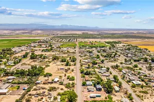 2064 E Cabot Dr, Mohave Valley, AZ 86440 - Photo 5
